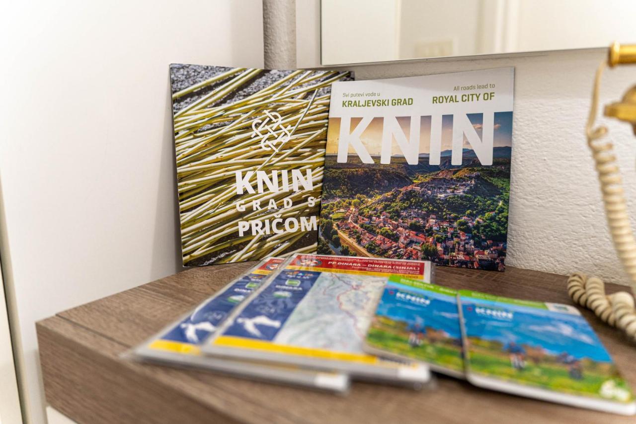 Apartman M Διαμέρισμα Knin Εξωτερικό φωτογραφία